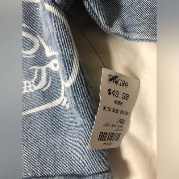 AZALEA WANG SKULL DISTRESSED DENIM JACKET SIZE: LARGE - Picture 4 of 8